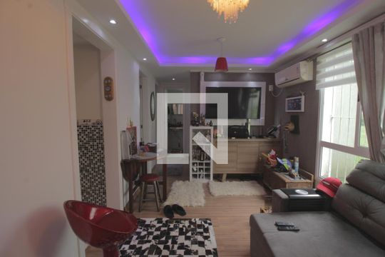 Apartamento à venda com 3 quartos, 60m² em Mato Grande, Canoas