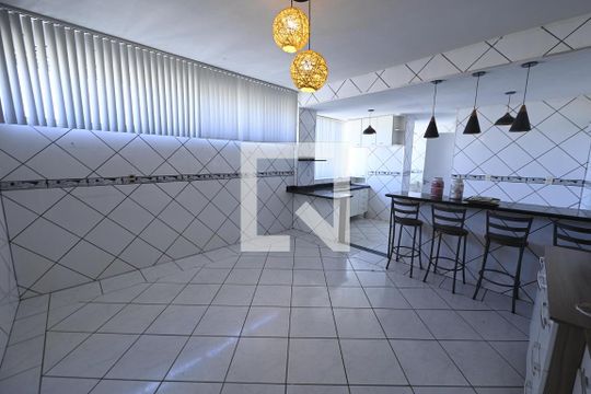 Cozinha de apartamento para alugar com 3 quartos, 115m² em Setor Central, Goiânia