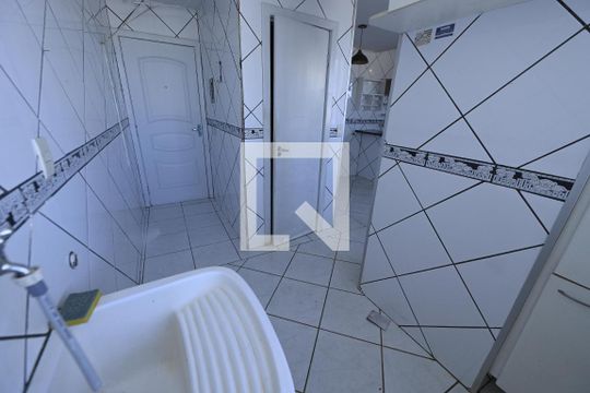 área de serviço de apartamento para alugar com 3 quartos, 115m² em Setor Central, Goiânia