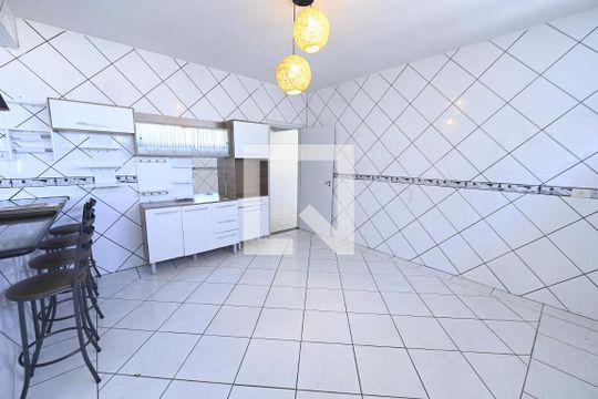 Cozinha de apartamento para alugar com 3 quartos, 115m² em Setor Central, Goiânia