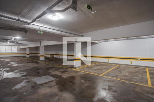 Garagem de apartamento à venda com 3 quartos, 112m² em Auxiliadora, Porto Alegre