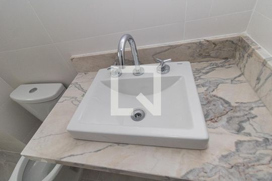 Banheiro da Suíte 1 de apartamento à venda com 3 quartos, 112m² em Auxiliadora, Porto Alegre