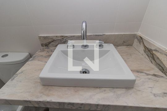 Banheiro da Suíte 1 de apartamento à venda com 3 quartos, 112m² em Auxiliadora, Porto Alegre