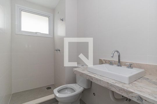 Banheiro da Suíte 1 de apartamento à venda com 3 quartos, 112m² em Auxiliadora, Porto Alegre