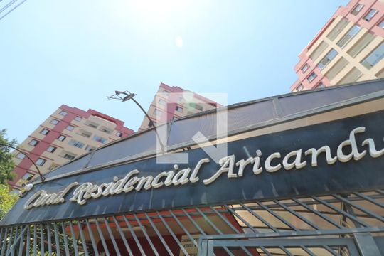 Fachada do condomínio de apartamento para alugar com 2 quartos, 55m² em Jardim Colonial, São Paulo