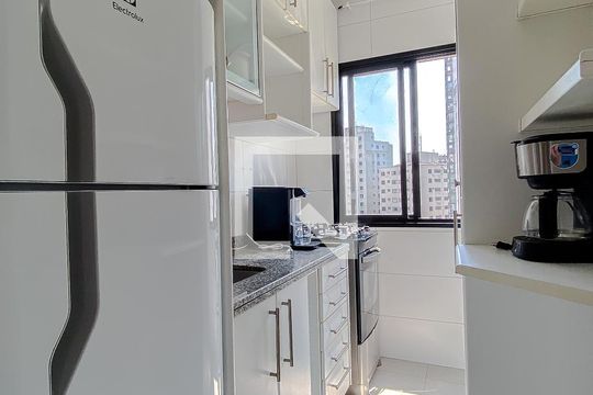 Cozinha de kitnet/studio para alugar com 1 quarto, 37m² em Vila Mariana, São Paulo