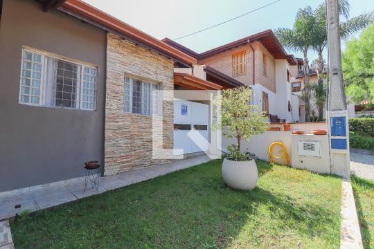 Fachada de casa de condomínio à venda com 3 quartos, 173m² em Chácara São Francisco, Jundiaí