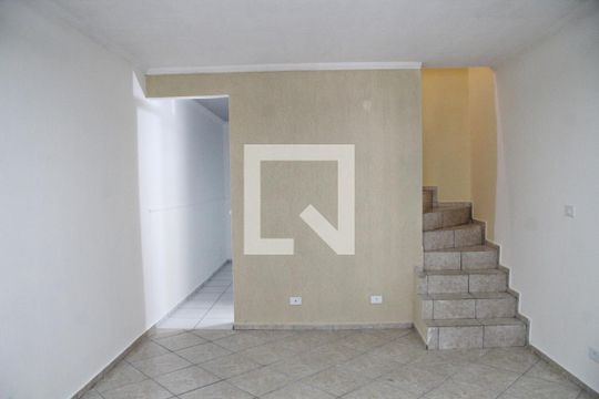 Sala  de casa para alugar com 2 quartos, 145m² em Vila Sorocabana, Guarulhos