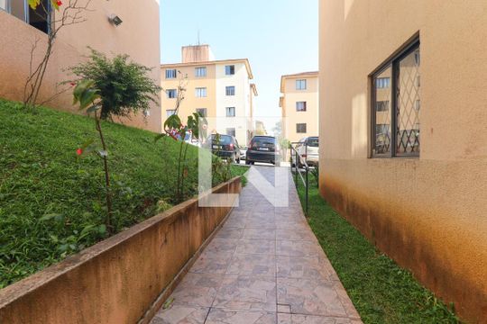 Área externa de apartamento para alugar com 2 quartos, 48m² em Campo Comprido, Curitiba