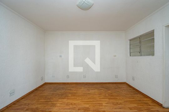 Quarto 1 de casa à venda com 3 quartos, 600m² em Vila Fachini, São Paulo