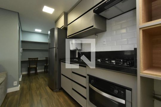 Cozinha de apartamento à venda com 2 quartos, 34m² em Bela Vista, São Paulo