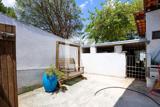 Área externa de casa de condomínio para alugar com 3 quartos, 250m² em Vila de Sao Fernando, Cotia