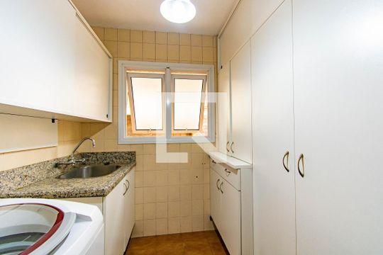 Área de Serviço de casa para alugar com 3 quartos, 378m² em Igara, Canoas