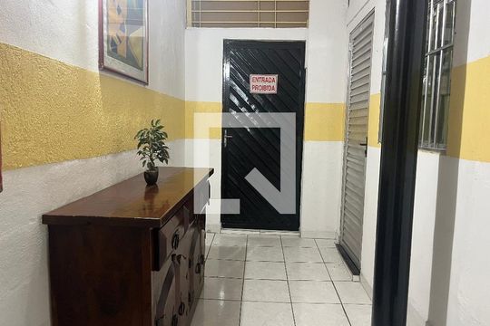 Área comum de kitnet/studio para alugar com 0 quarto, 18m² em Vila Clementino, São Paulo