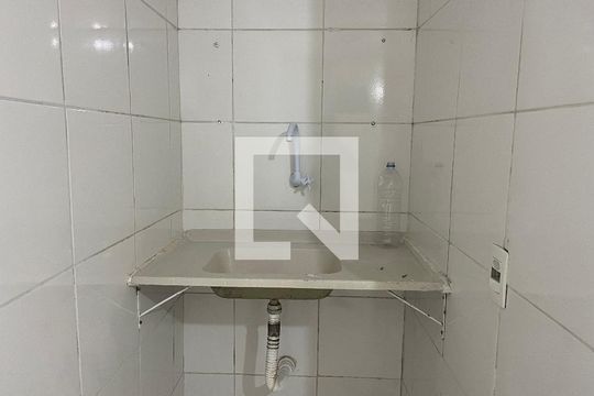 Kitnet de kitnet/studio para alugar com 0 quarto, 18m² em Vila Clementino, São Paulo