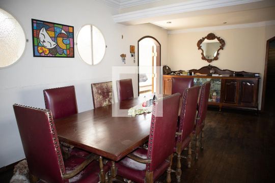 Sala de casa à venda com 3 quartos, 340m² em Barro Branco (zona Norte), São Paulo