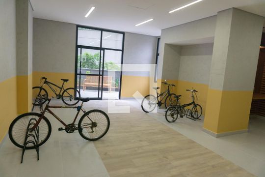Área comum de apartamento para alugar com 2 quartos, 45m² em Bela Vista, São Paulo