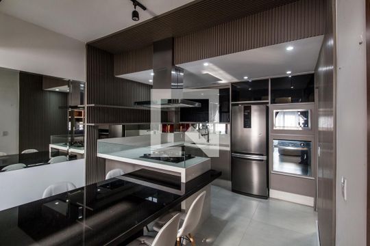 Cozinha de apartamento para alugar com 3 quartos, 200m² em Sítio Tamboré Alphaville, Barueri