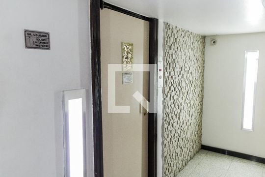 Elevador de apartamento à venda com 2 quartos, 100m² em Copacabana, Rio de Janeiro