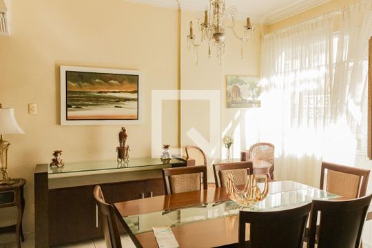 Sala de apartamento à venda com 2 quartos, 100m² em Copacabana, Rio de Janeiro