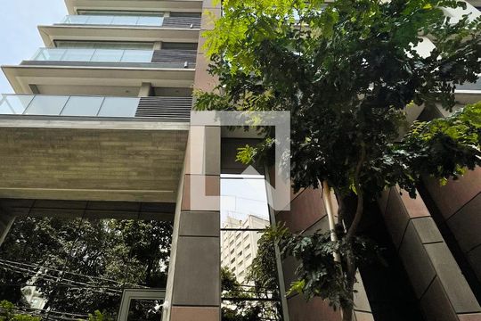 Facha de apartamento à venda com 2 quartos, 70m² em Jardim America, São Paulo