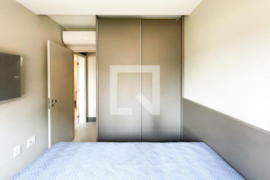 Quarta de apartamento à venda com 2 quartos, 70m² em Jardim America, São Paulo