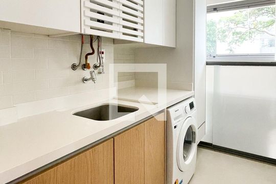 Área de serviço de apartamento à venda com 2 quartos, 70m² em Jardim America, São Paulo