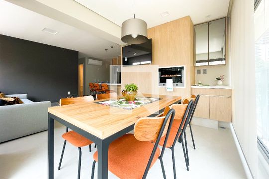 Sala  de apartamento à venda com 2 quartos, 70m² em Jardim America, São Paulo