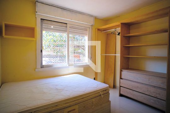 Quarto de apartamento à venda com 1 quarto, 62m² em Jardim do Salso, Porto Alegre