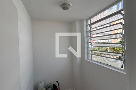 Quarto de Serviço de apartamento para alugar com 2 quartos, 83m² em Sumarezinho, São Paulo