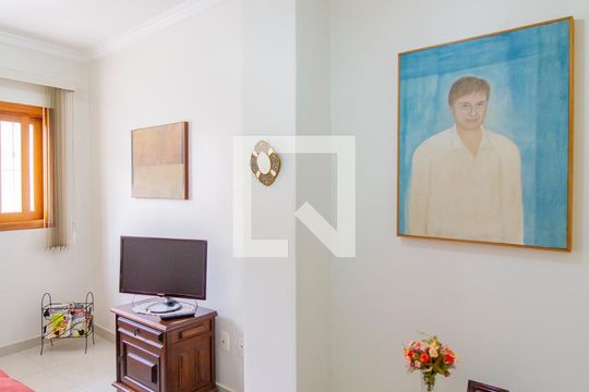 Sala de TV de casa à venda com 3 quartos, 155m² em Pinheiros, São Paulo