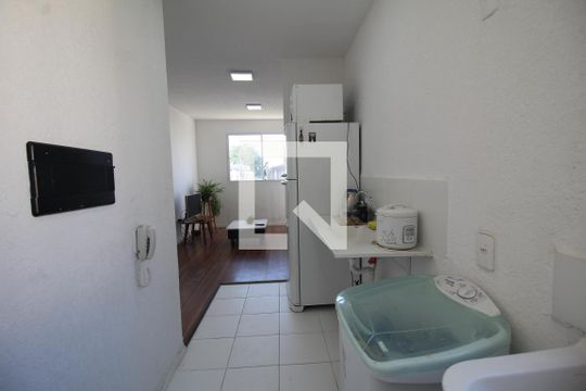 Cozinha e Área de Serviço de apartamento à venda com 2 quartos, 42m² em Rio Branco, Canoas