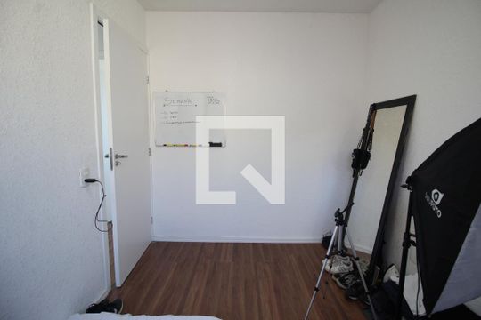 Quarto 2 de apartamento à venda com 2 quartos, 42m² em Rio Branco, Canoas