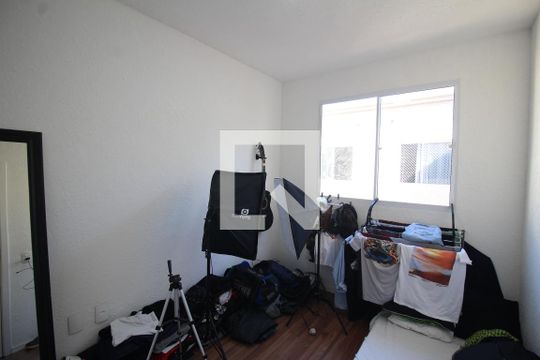 Quarto 2 de apartamento para alugar com 2 quartos, 42m² em Rio Branco, Canoas