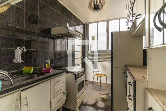 Cozinha de apartamento à venda com 1 quarto, 60m² em Santa Ifigênia, São Paulo