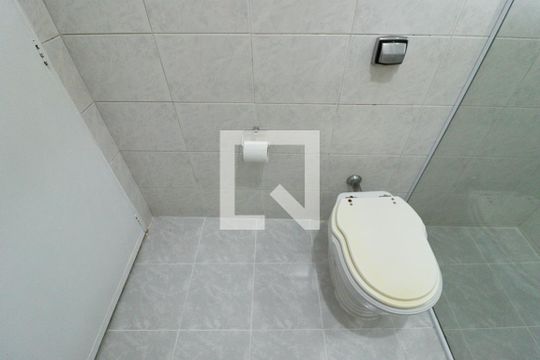 Banheiro de casa para alugar com 2 quartos, 70m² em Lauzane Paulista, São Paulo