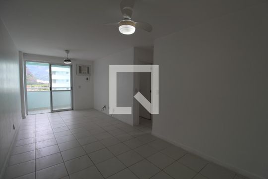 Apartamento à venda com 2 quartos, 77m² em Jacarepaguá, Rio de Janeiro