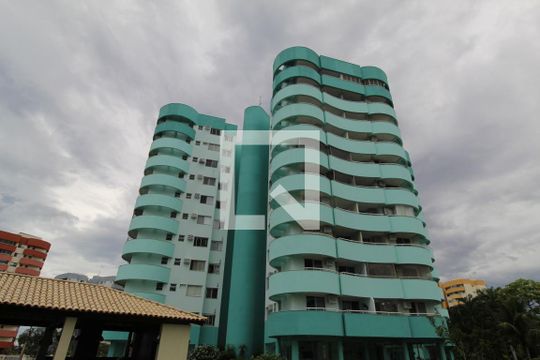 Fachada do bloco de apartamento à venda com 2 quartos, 77m² em Jacarepaguá, Rio de Janeiro