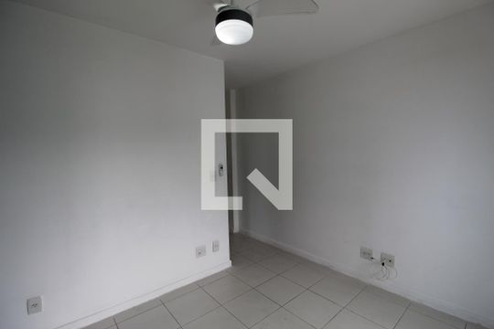 Suíte principal de apartamento à venda com 2 quartos, 77m² em Jacarepaguá, Rio de Janeiro
