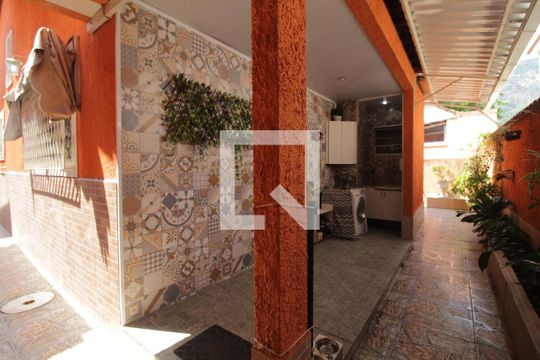 Área de Serviço de casa à venda com 4 quartos, 385m² em Anil, Rio de Janeiro