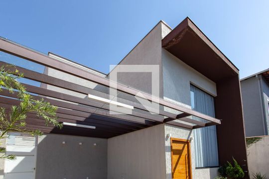 Fachada de casa à venda com 4 quartos, 380m² em Canaa, Belo Horizonte