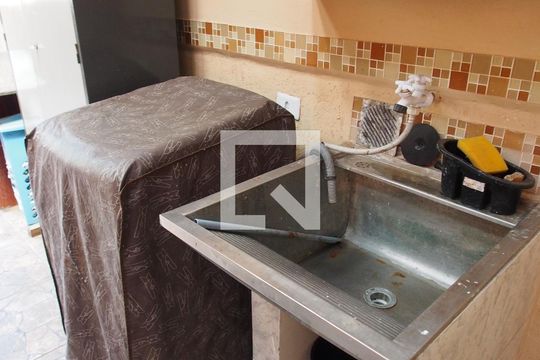 Quintal de casa à venda com 2 quartos, 155m² em Centro, Jundiaí