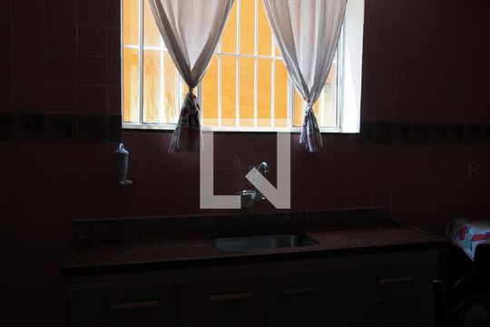 Cozinha de casa à venda com 2 quartos, 155m² em Centro, Jundiaí