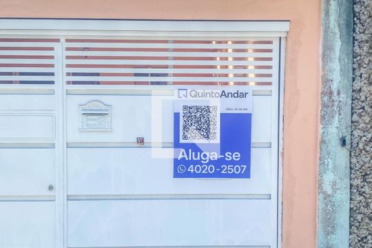 Placa de casa para alugar com 1 quarto, 42m² em Ferrazópolis, São Bernardo do Campo