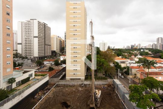 Vista de apartamento à venda com 1 quarto, 24m² em Vila Olímpia, São Paulo