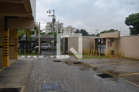 Área comum de apartamento para alugar com 2 quartos, 50m² em Santa Quitéria, Curitiba