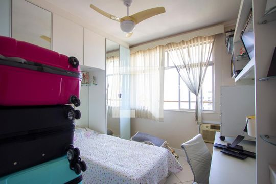 Quarto 1 de apartamento à venda com 2 quartos, 140m² em São Domingos, Niterói