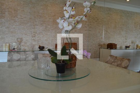 Sala de apartamento à venda com 3 quartos, 134m² em Jardim Vila Mariana, São Paulo