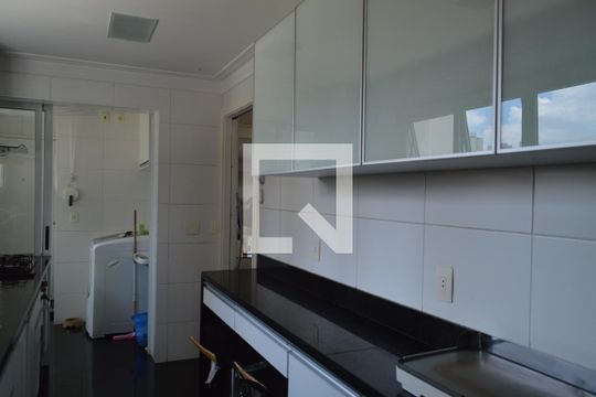 Cozinha de apartamento à venda com 3 quartos, 134m² em Jardim Vila Mariana, São Paulo