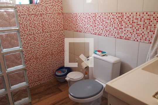 Banheiro 1 de casa à venda com 4 quartos, 300m² em Vila Joana, Jundiaí